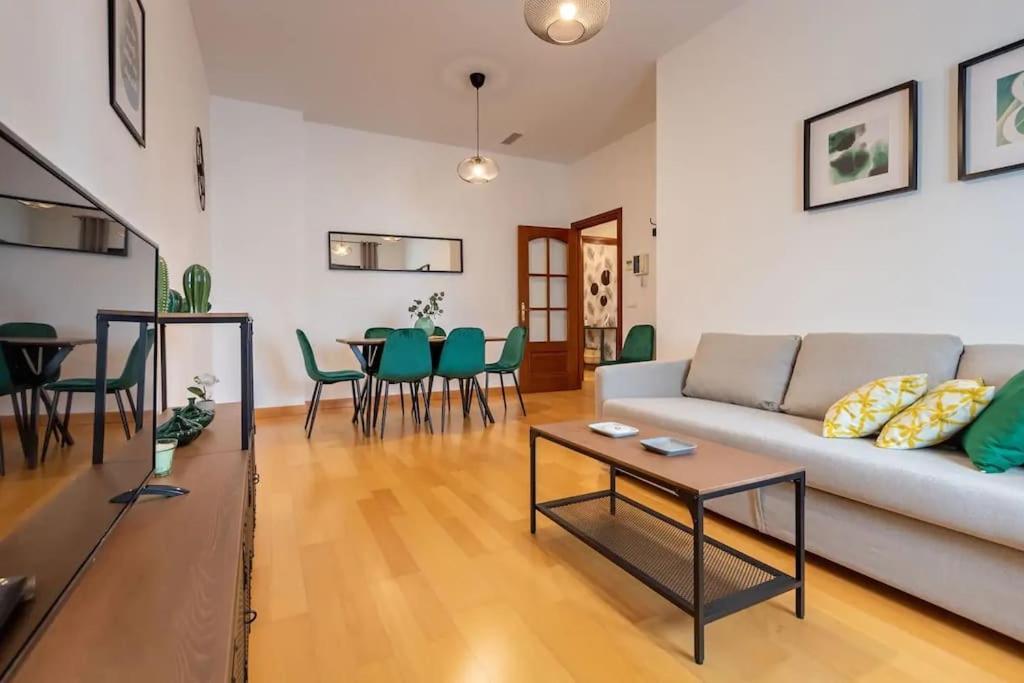 Jdcbl - Peaceful Wonderful Apartment In City Center Севиля Екстериор снимка