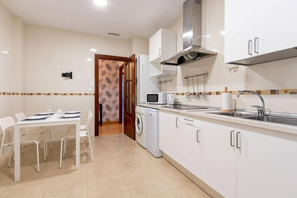 Jdcbl - Peaceful Wonderful Apartment In City Center Севиля Екстериор снимка
